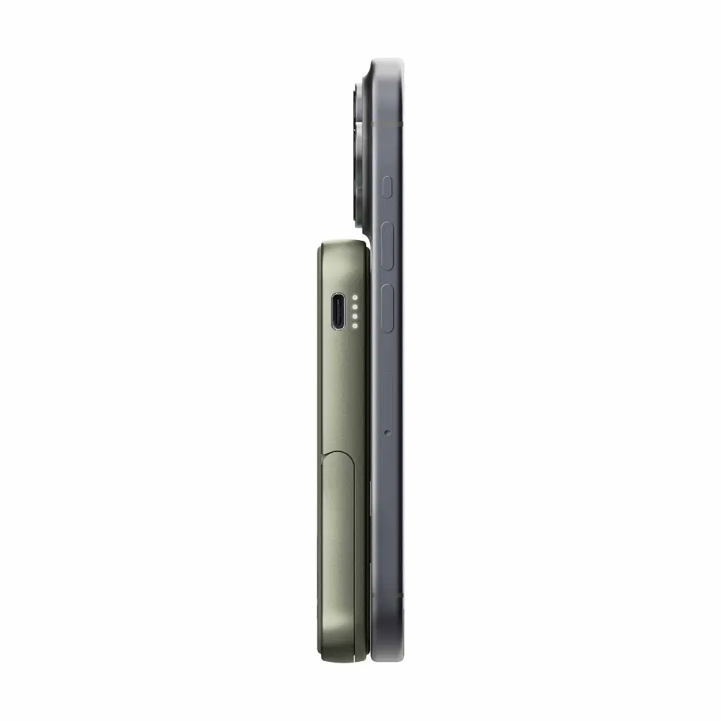 fresh_n_rebel_magnetic_wireless_powerbank_5000_mah_dried_green_att7WnRs8R0MID7Cs.webp